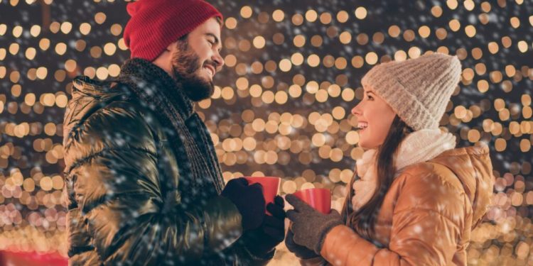 6 joyful Christmas date ideas to celebrate the season